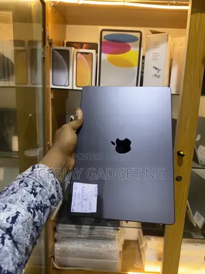 Laptop Apple MacBook Pro 2026 M5 Pro 24GB Apple M5 Pro SSD 1T