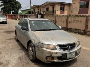 Honda Accord 2005 Silver