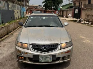 Honda Accord 2005 Silver