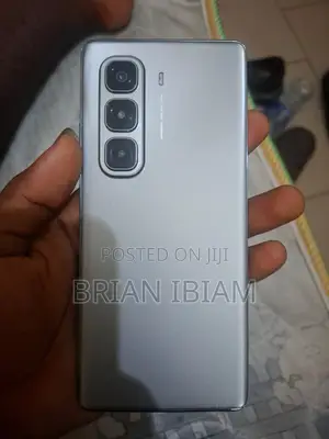 Infinix Hot 50 Pro+ 4G 128 GB Silver