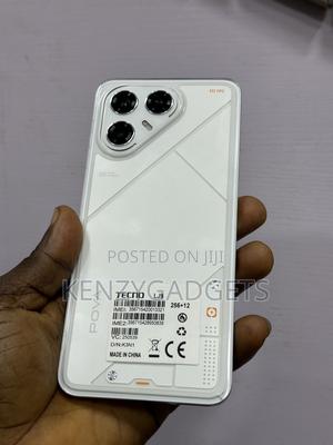 Tecno Pova 7 Ultra 5G 256 GB Silver