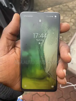 Samsung Galaxy S10 128 GB Black