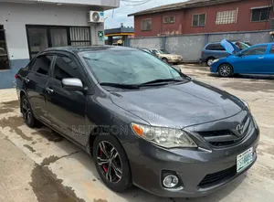 Toyota Corolla 2013 Gray