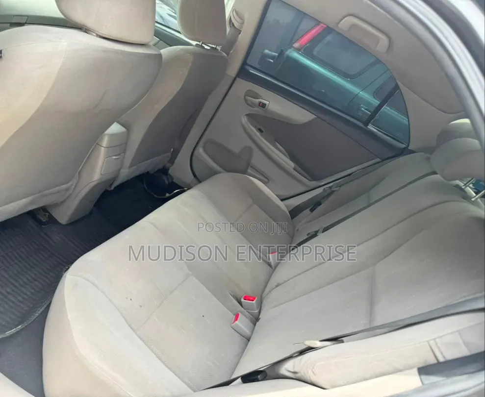 Toyota Corolla 2013 Gray