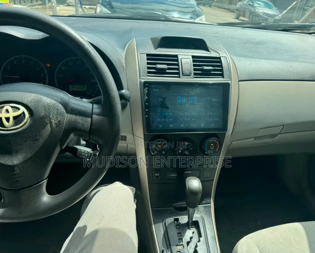 Toyota Corolla 2013 Gray