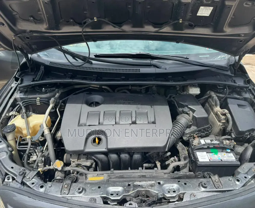 Toyota Corolla 2013 Gray