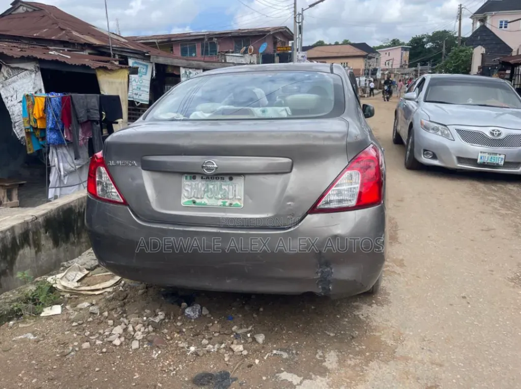 Nissan Almera 2014 Gray