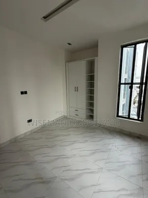 2bdrm Apartment in Ologolo Lekki for rent