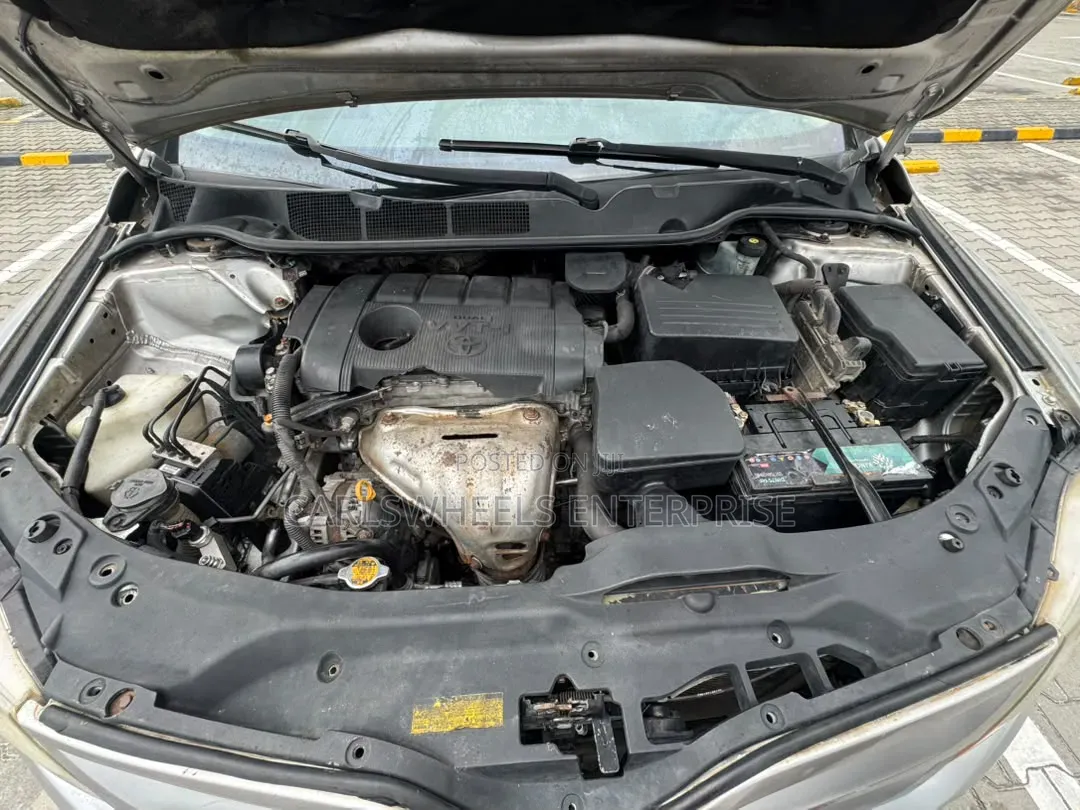 Toyota Venza 2011 Silver