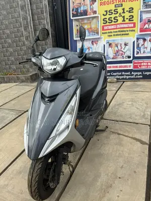 Kymco Xciting 2022 Silver