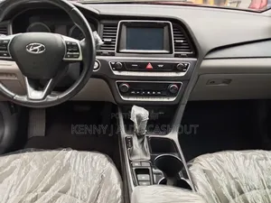 Hyundai Sonata 2020 Red