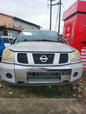 Nissan Armada 2005 Silver