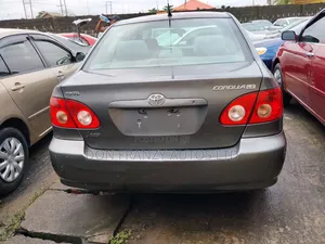 Toyota Corolla 2006 Gray