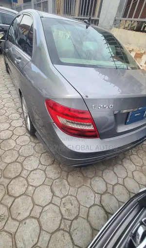 Mercedes-Benz C250 2012 Gray