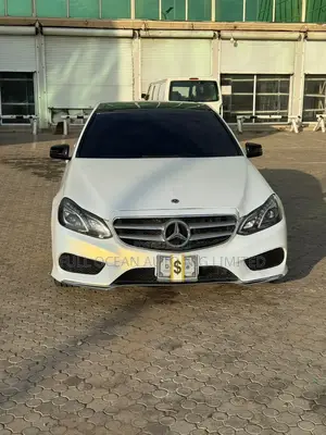 Mercedes-Benz E350 Base 4dr Sedan RWD (3.5L 6cyl 7A) 2011 Silver