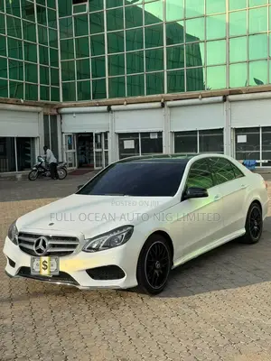 Mercedes-Benz E350 Base 4dr Sedan RWD (3.5L 6cyl 7A) 2011 Silver