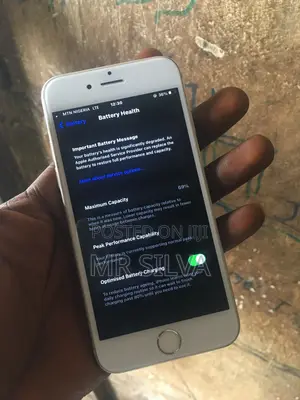 Apple iPhone 6s 32 GB Silver
