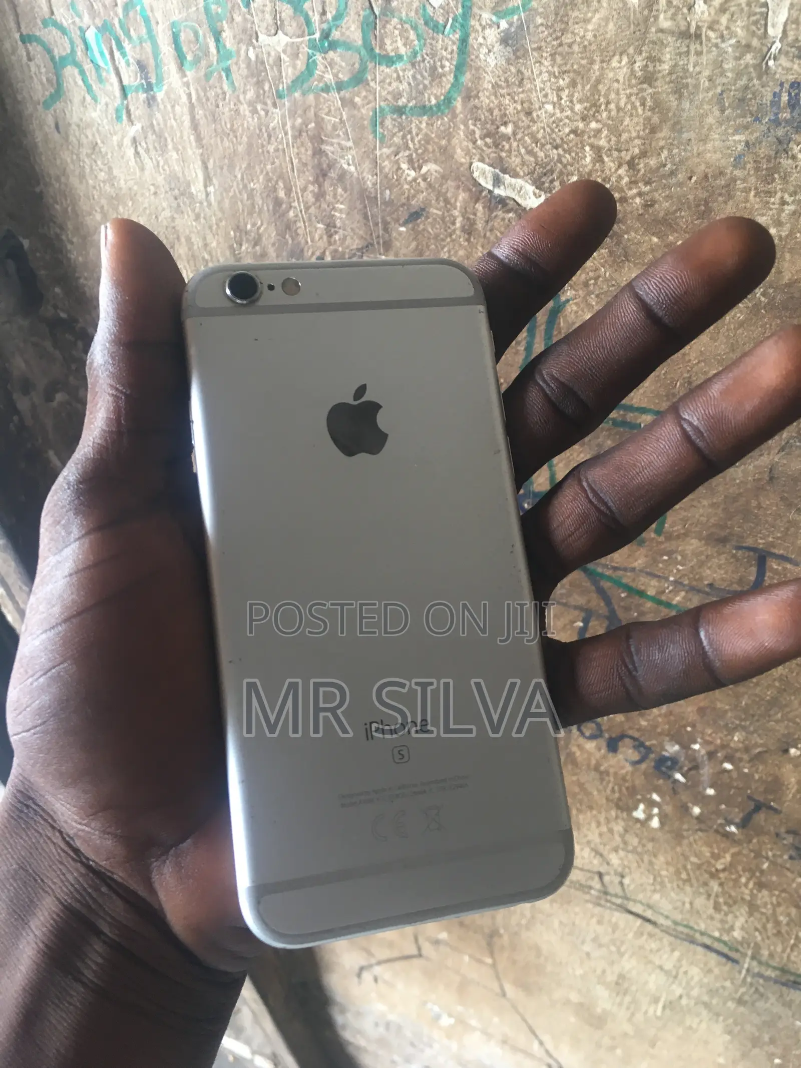 Apple iPhone 6s 32 GB Silver