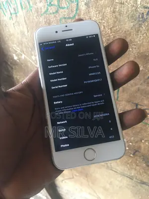 Apple iPhone 6s 32 GB Silver
