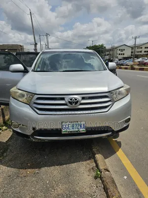 Toyota Highlander 2012 Silver