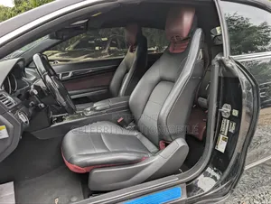 Mercedes-Benz E350 2014 Black