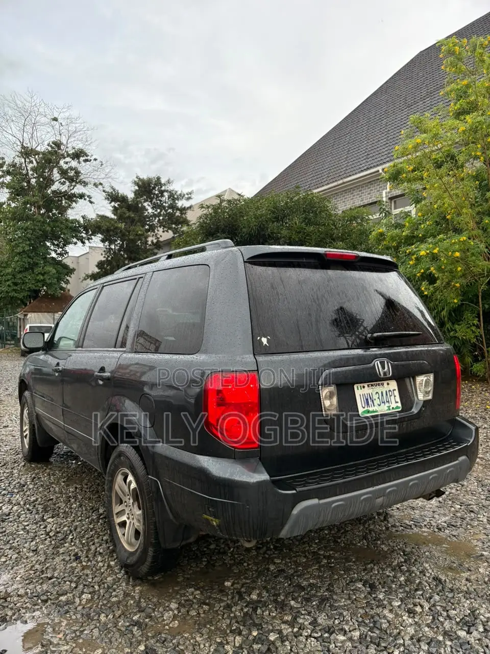 Honda Pilot 2005 Gray