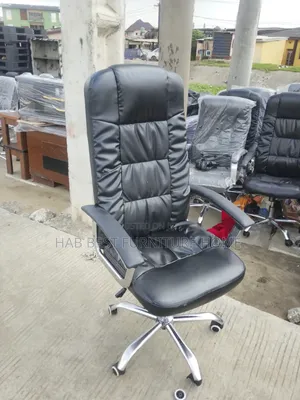 Executive Office Chair (9926 Office Chair)