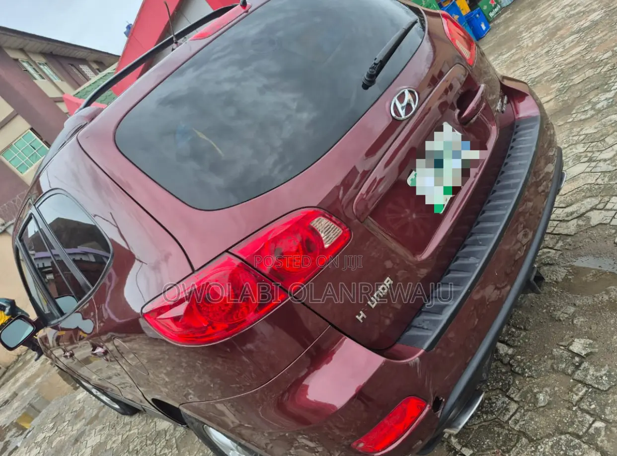 Hyundai Santa Fe 2008 Red