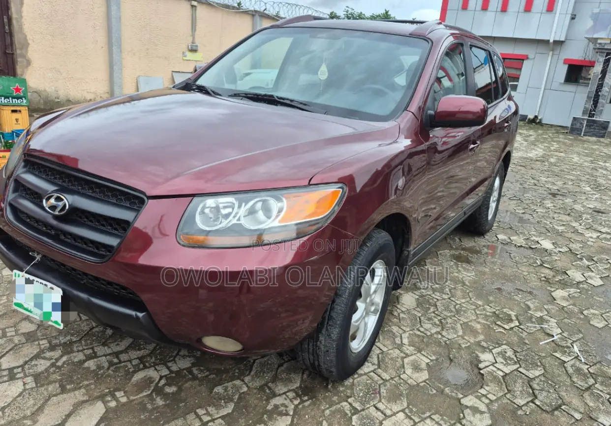 Hyundai Santa Fe 2008 Red