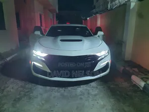 Chevrolet Camaro 2020 White