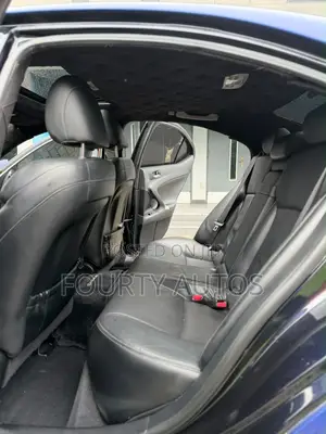 Lexus IS 250 2009 Blue
