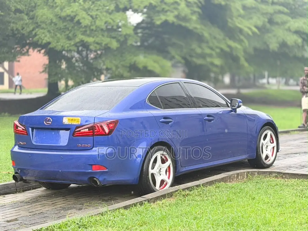 Lexus IS 250 2009 Blue