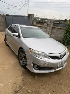 Toyota Camry 2013 Silver