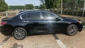 Honda Accord 2012 Black