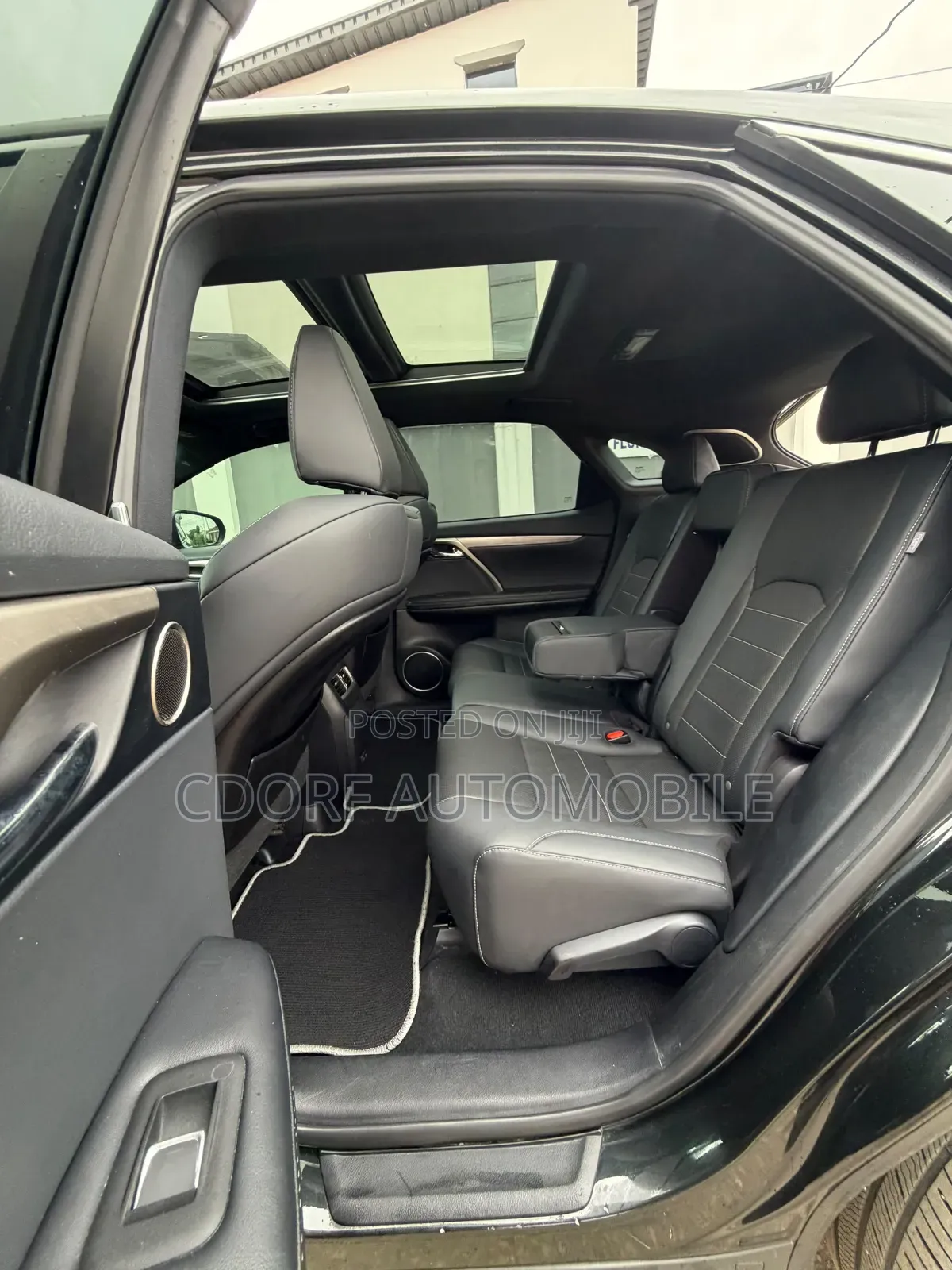 Lexus RX 2022 Black