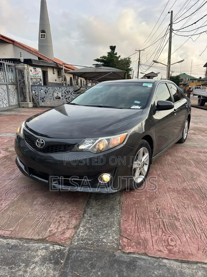 Toyota Camry 2013 Black