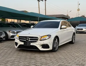 Mercedes-Benz E300 2017 White