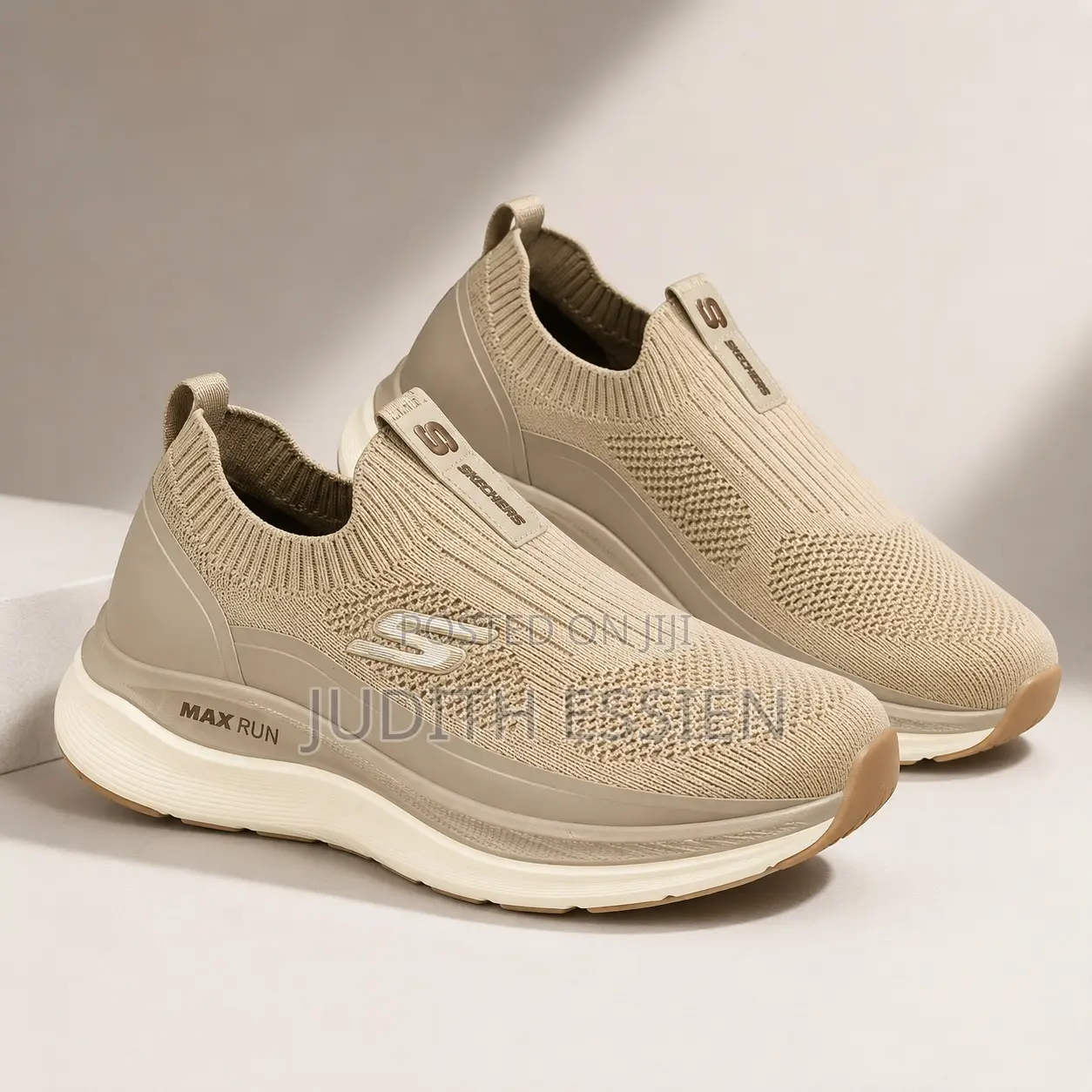 Unisex Sneakers