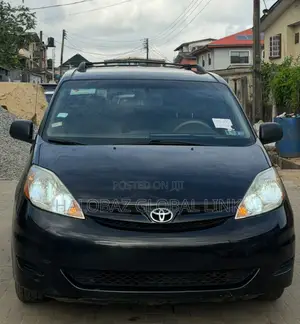 Toyota Sienna 2009 Black