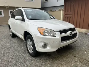 Toyota RAV4 3.5 Limited 2010 Off white