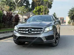 Mercedes-Benz GLA 250 2020 Gray