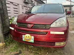 Toyota Sienna XLE 2005 Burgundy
