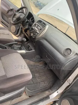 Toyota RAV4 Automatic 2003 Silver