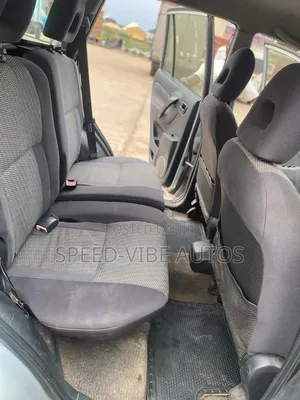 Toyota RAV4 Automatic 2003 Silver