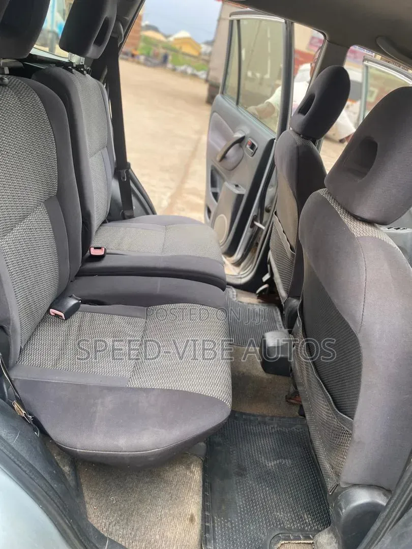 Toyota RAV4 Automatic 2003 Silver