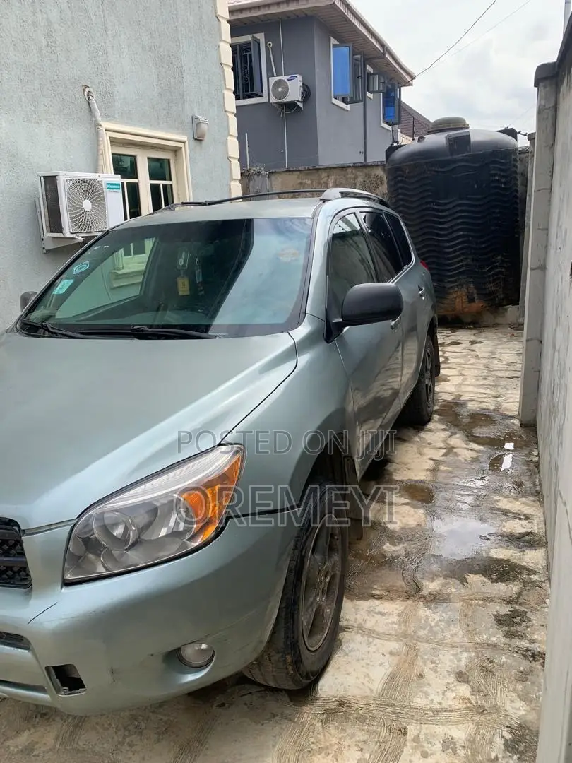 Toyota RAV4 2008 Green