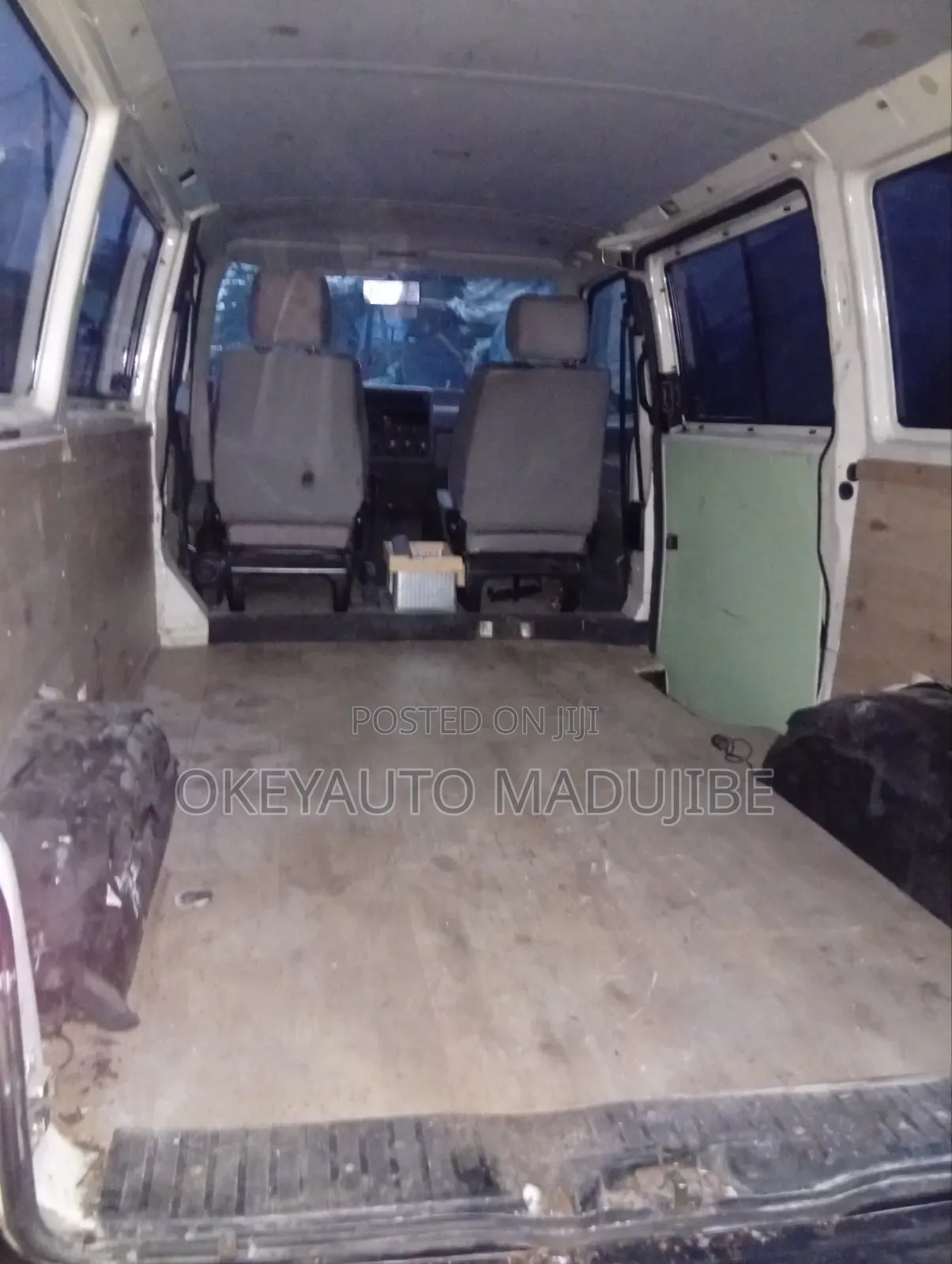 Volkswagen Transporter 2005 White