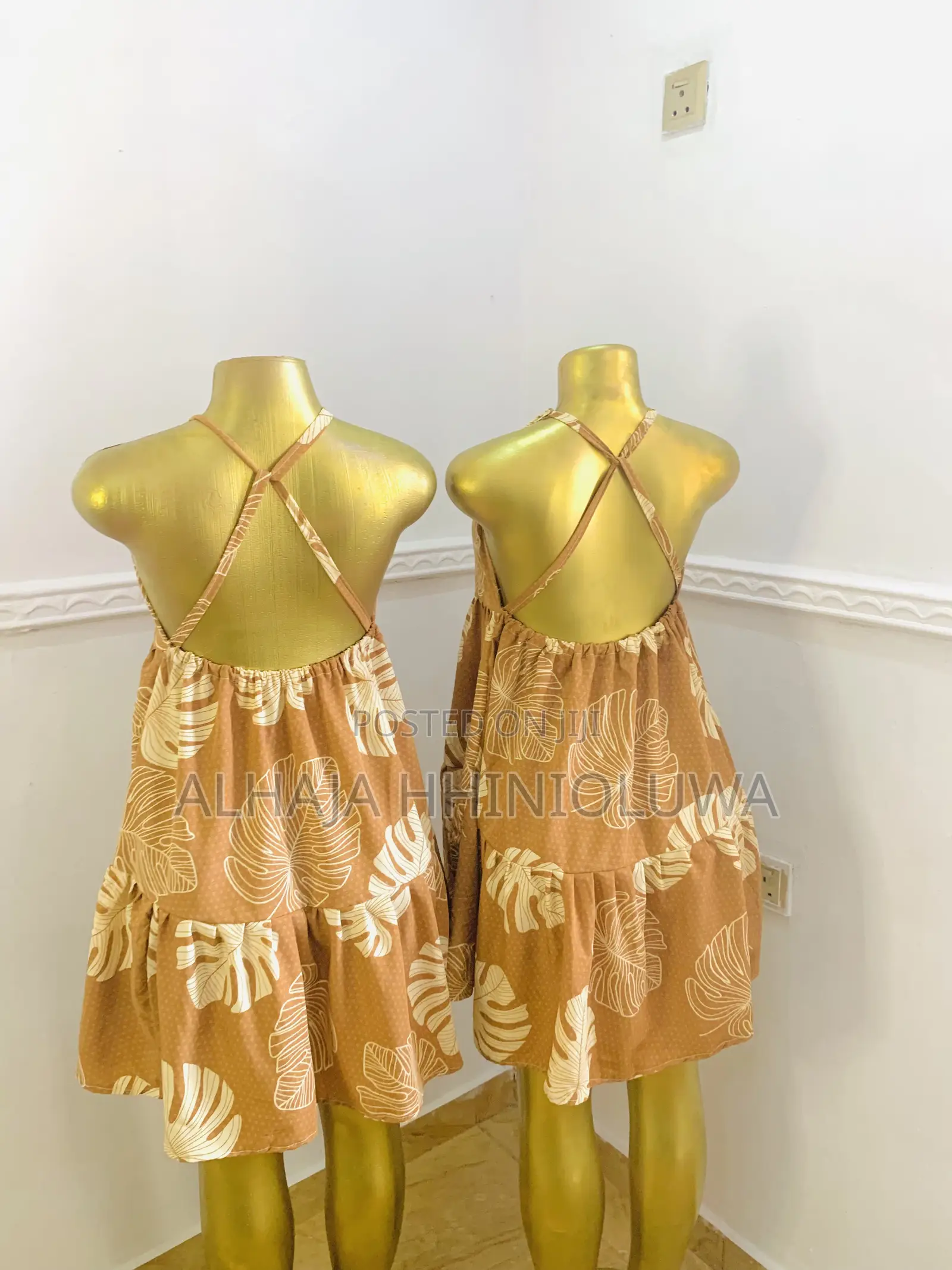 Backless Short Gown