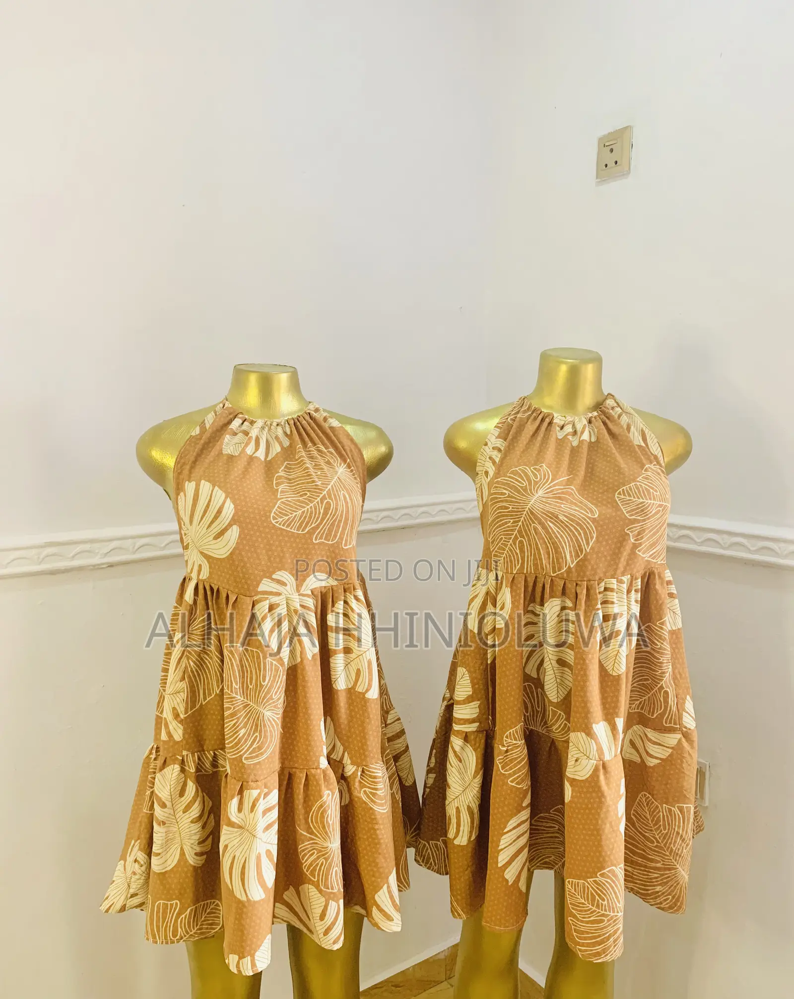 Backless Short Gown