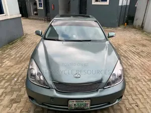 Lexus ES 300 2005 Blue